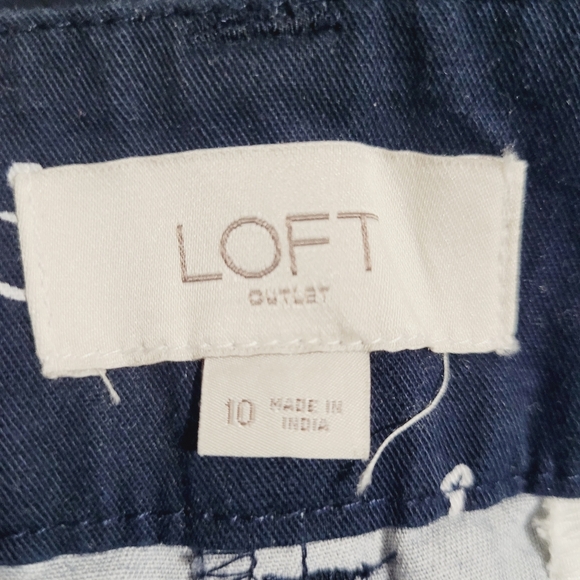 Loft 100% Cotton Navy Blue Anchor Chino Shorts 4" Inseam Woman's Size 10 Beachy - Picture 8 of 10